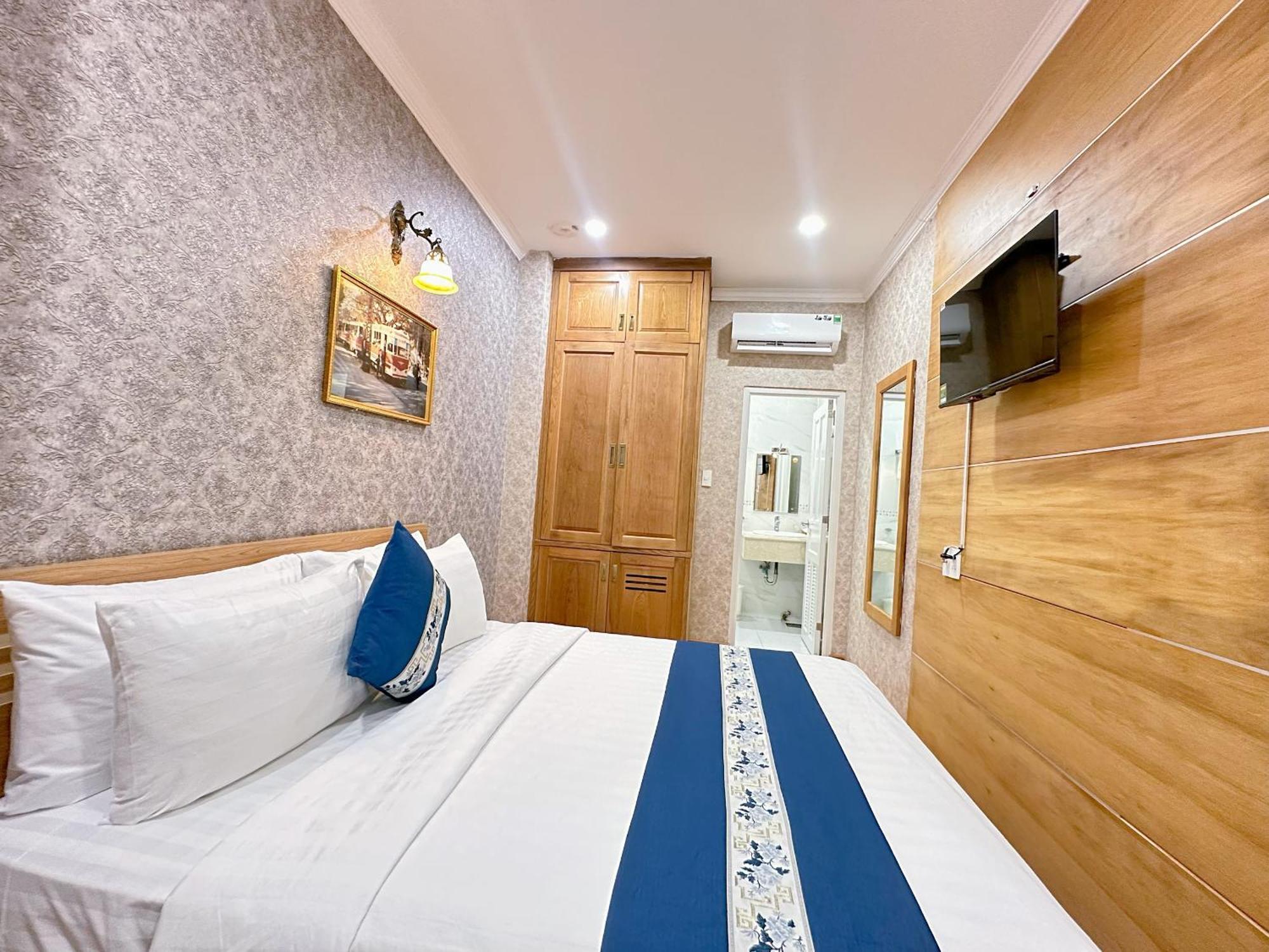 Tra My Hotel - Saigon Center Ho Chi Minh City Exterior photo